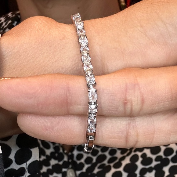 Swarovski Elements Crystals Sterling Silver Tennis Bracelet 4 mm New 7” - Picture 5 of 6